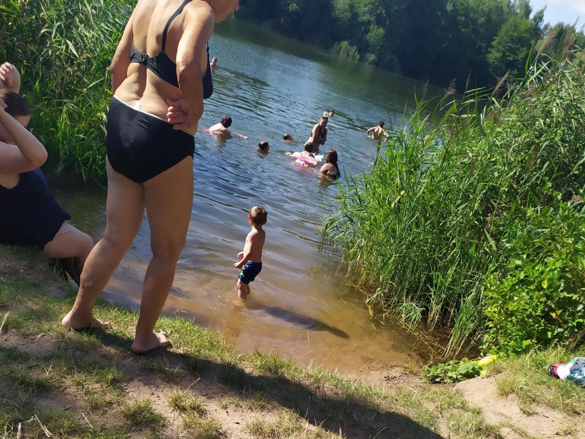 Апартаменты Podkrovni Apartman V Prirode, Vhodny K Relaxaci I Na Sluzebni Cesty Cerna u Bohdance Экстерьер фото