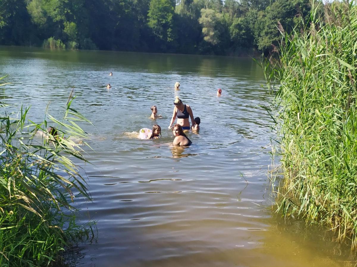 Апартаменты Podkrovni Apartman V Prirode, Vhodny K Relaxaci I Na Sluzebni Cesty Cerna u Bohdance Экстерьер фото